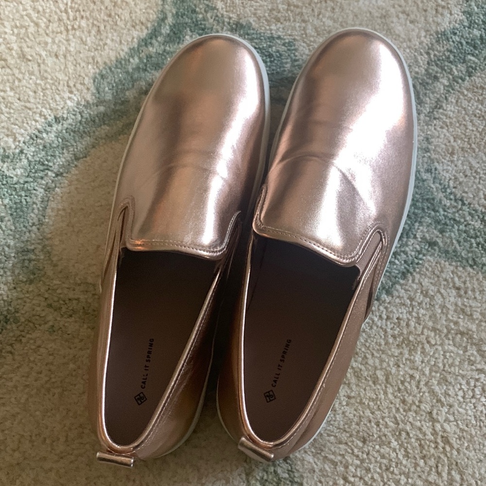 Call It Spring Rose Good slip on sneaker, size 11